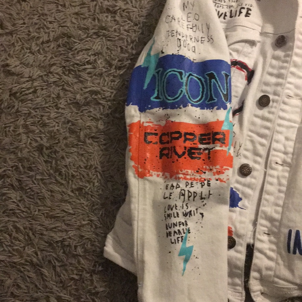 Jacket - Picture 2 of 3